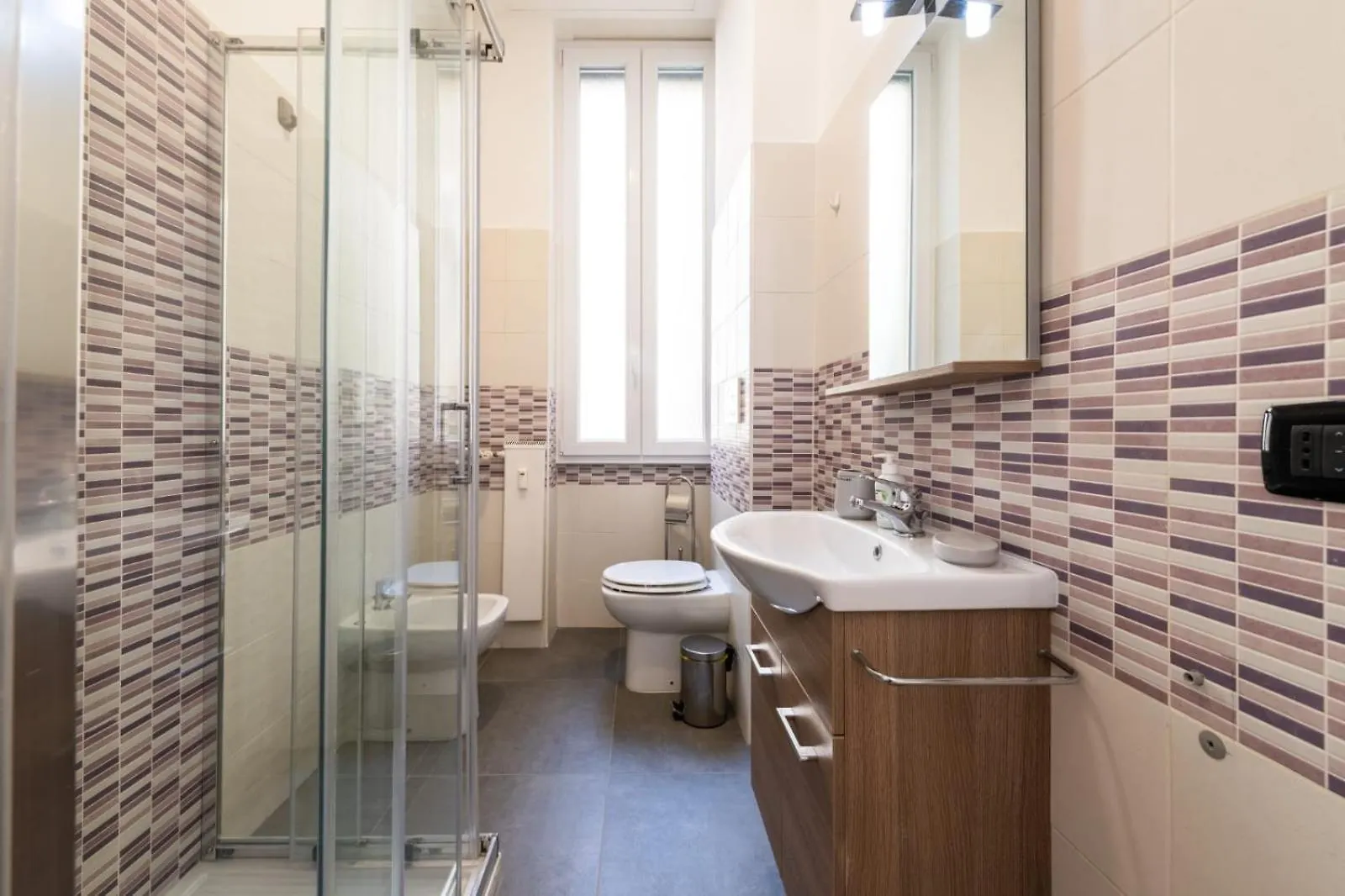 Colosseum Hub Apartment Rome