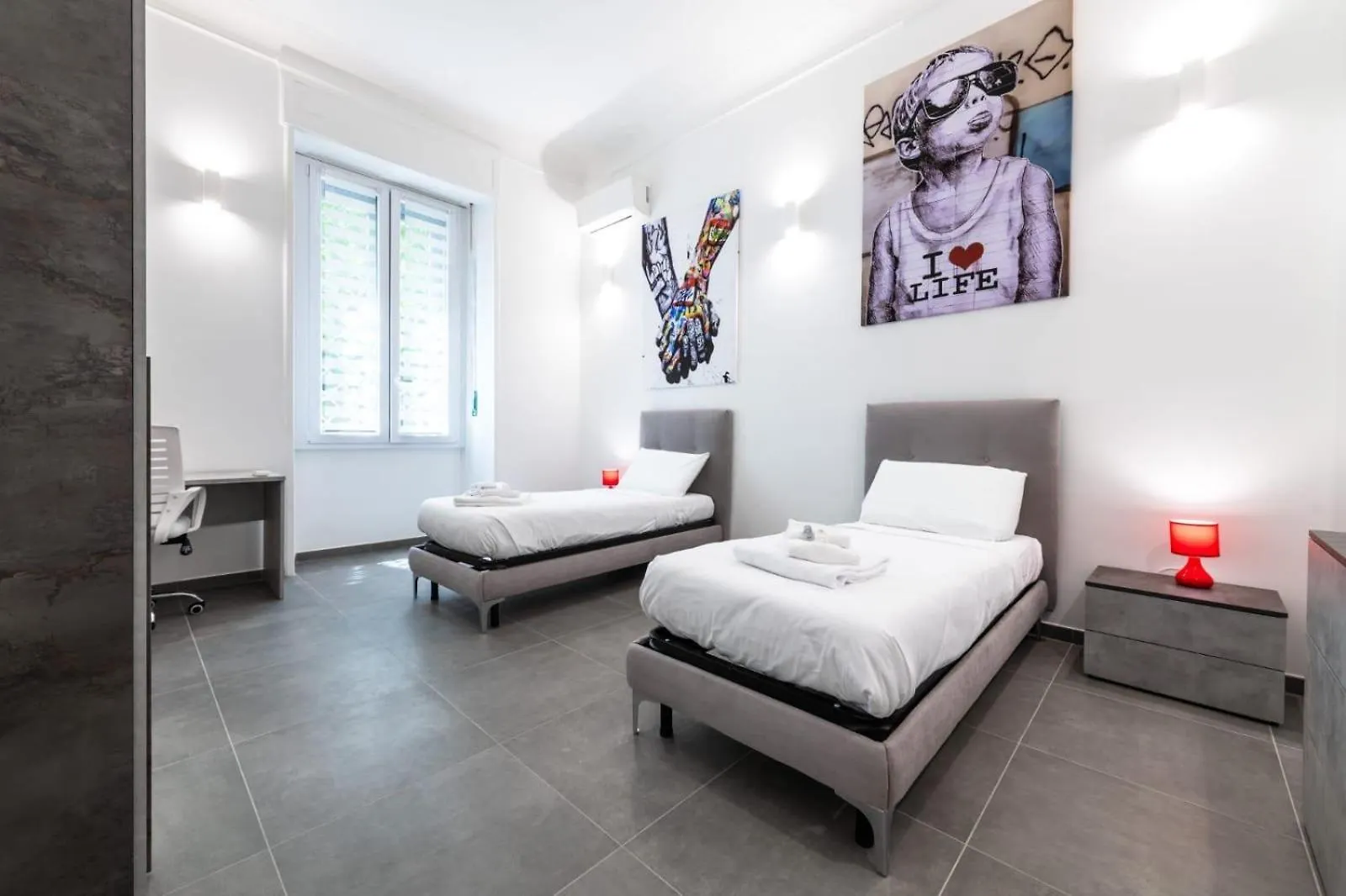 Colosseum Hub Apartment Rome Italy